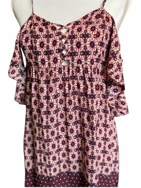 Intu  cold shoulder top rust navy blue black and white mosaic pattern EC Size XS
